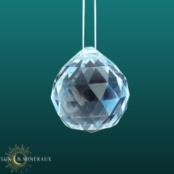 Boule de cristal à facettes dynamiser votre intérieur énergie qi prisme -  Escale Sensorielle
